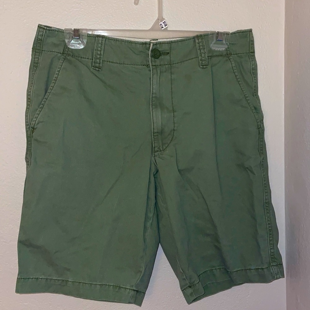 Men’s Olive Green Shorts